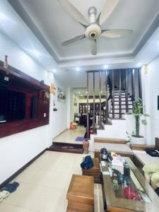 BẮC TỪ LIÊM - NHÀ  DÂN XÂY - THOÁNG TRƯỚC, SAU- TẶNG NỘI THẤT